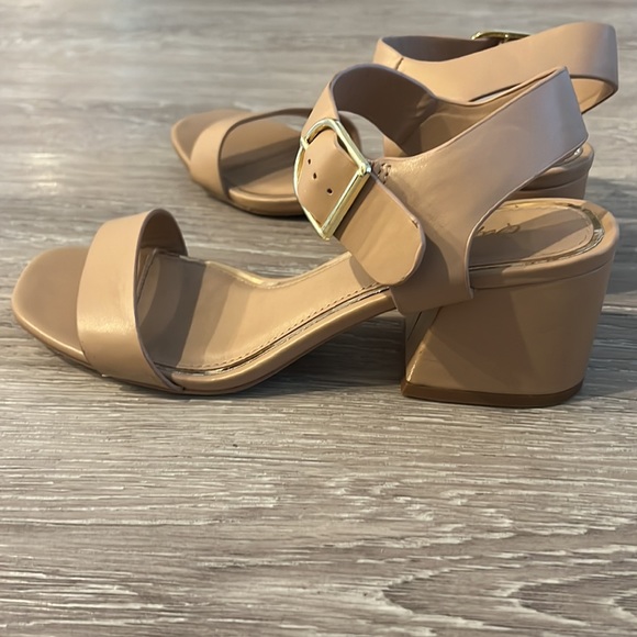 Tan Open Toe Heels - Picture 9 of 10